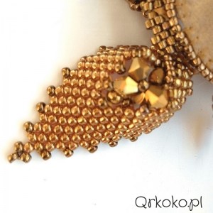 Qrkoko.pl - Złoty żuk z drobnych koralików